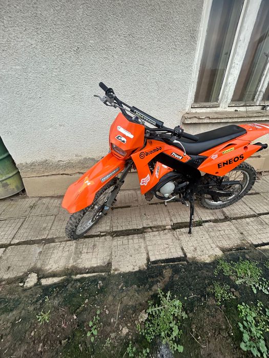 Здравейте продавам кросов мотор риеджу 50 кубика с кит на 70 кубика