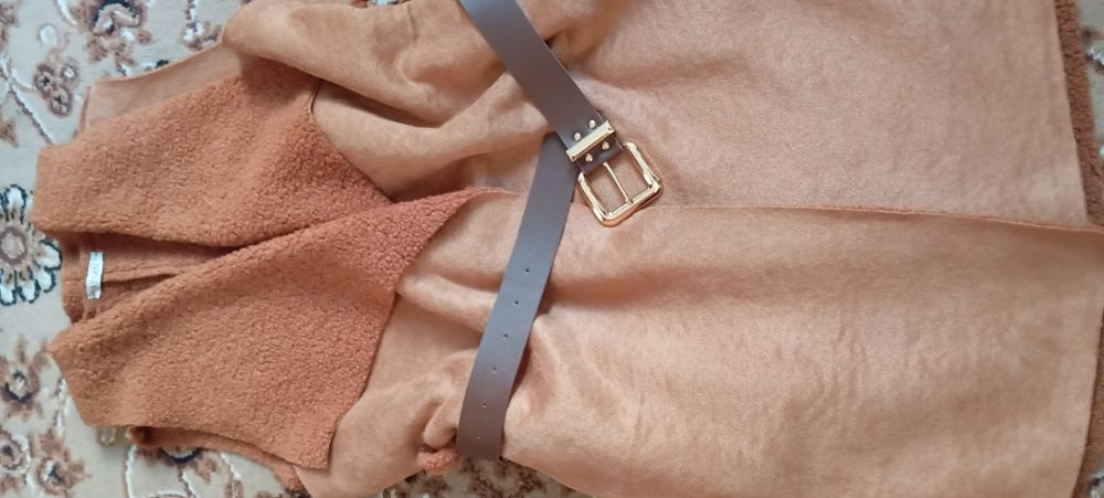 Cojoc,  vesta blanita ecologica marimea M