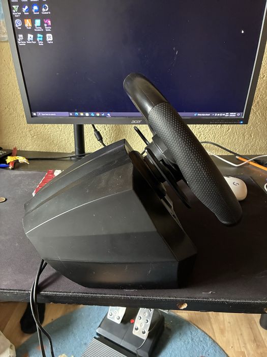 Продавам волан genesis seaborg 400 без забележка