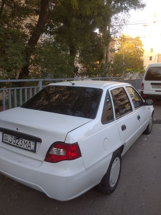 Neksya 2 xolati yaxshi metan gazi bor 100 talik