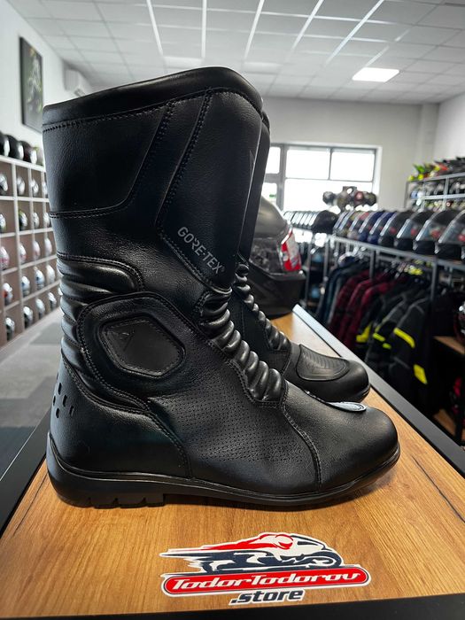 Туристически мото ботуши  DAINESE FREELAND Goretex,41 ,като нови