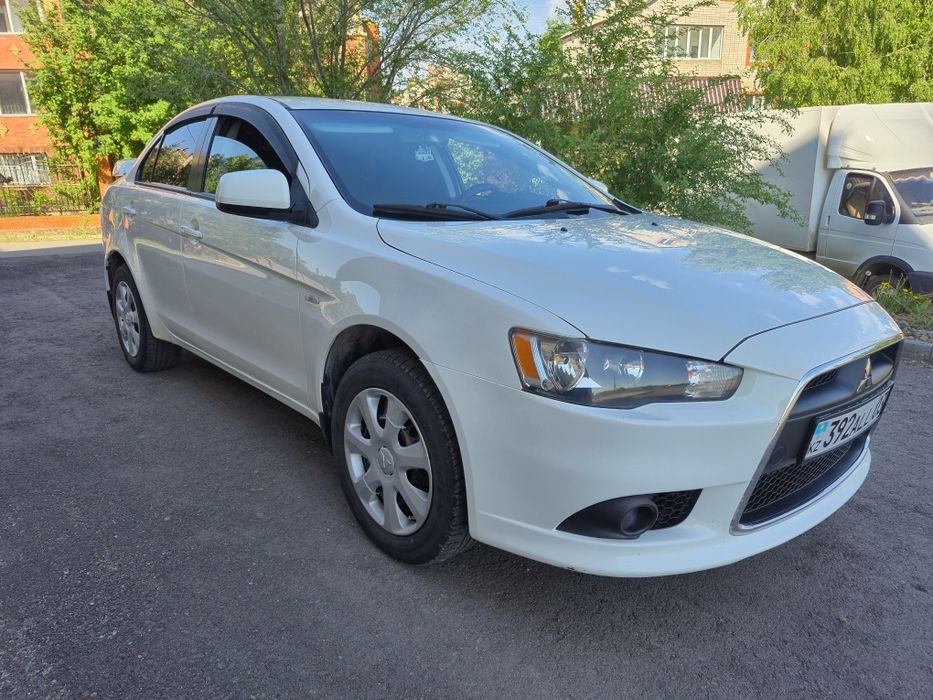Mitsubishi lancer продам