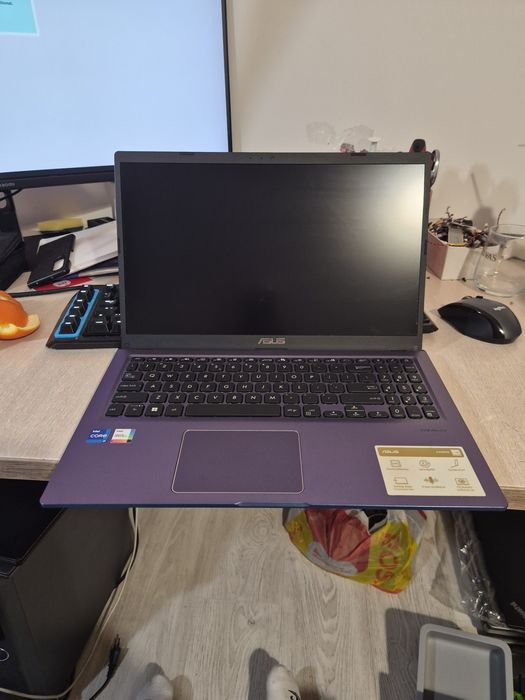 ASUS VivoBook BLUE Edition IntelCore i7-11th/8GB/512GB SSD/15 la cutie