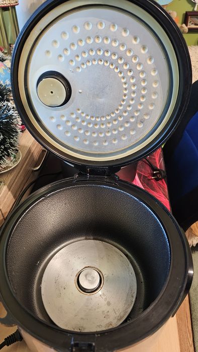 Мултикукър Delimano 18 /I, стара антена за телевизор и др.