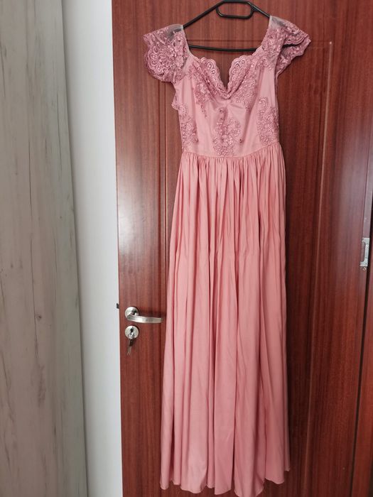 Rochie eleganta  damă mărimea S stare foarte bună
