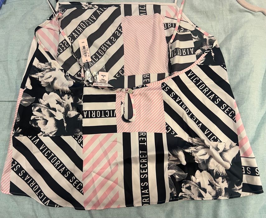 Оригинални дрехи Victoria’s Secret