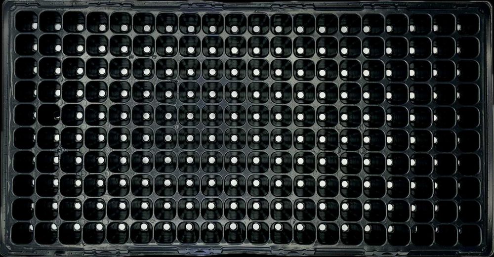 Табли и форми за разсад