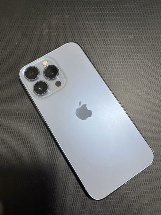 Продам IPhone 13 pro