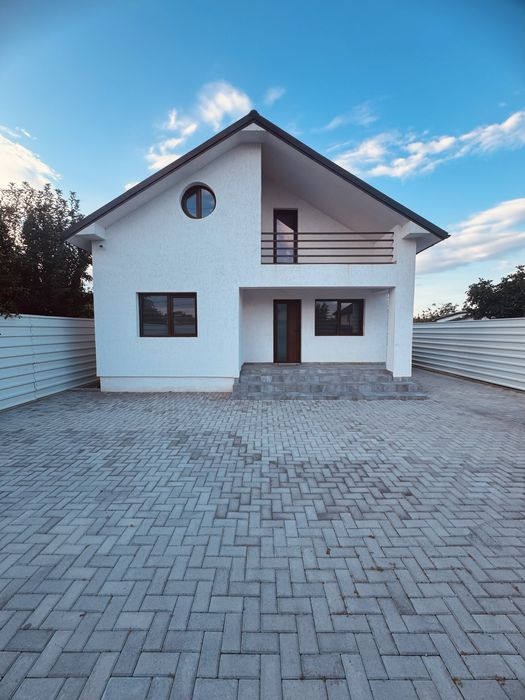 Casa de vanzare Golesti