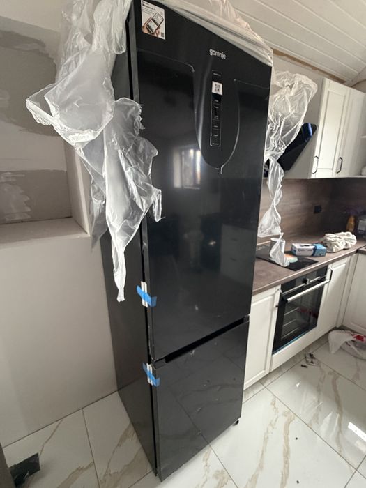 Хладилник Gorenje чисто нов с гаранция!