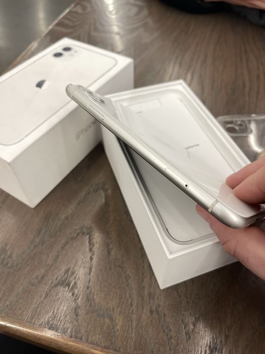 Айфон 11 128гб 100% белый