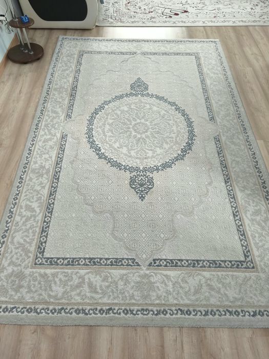 Продам ковер 2*3