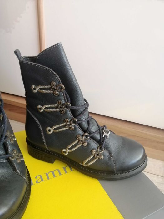 Дамски боти от естествена кожа