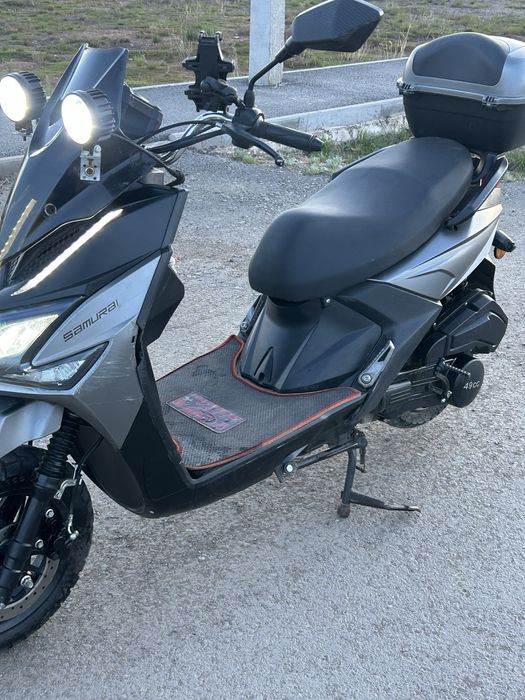 Продам мопед скутер