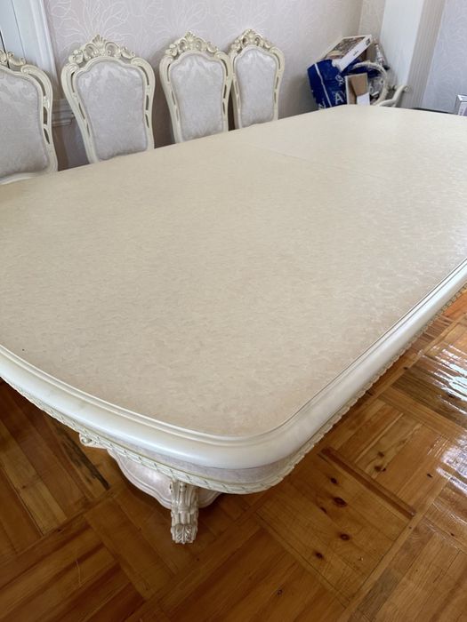 Срочно продаю раскладной стол и стулья