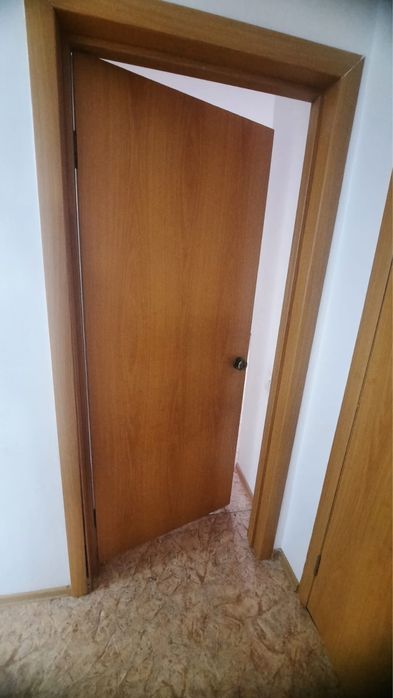 Продам межкомнатные двери
