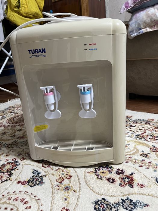 Кулер- диспансер настольный