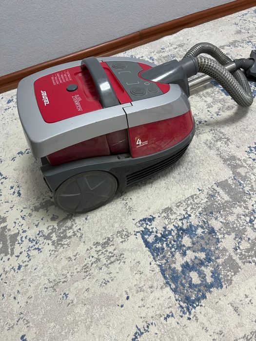 Продается Пылесос Zelmer