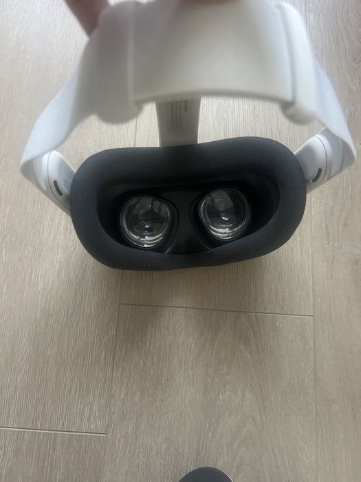 Căști VR Meta Quest 3S + cablue de conectare la PC