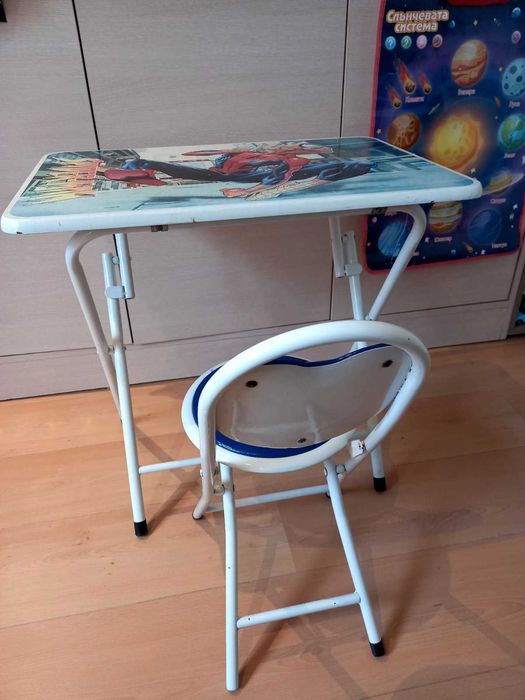 Детска масичка и столче Spiderman.