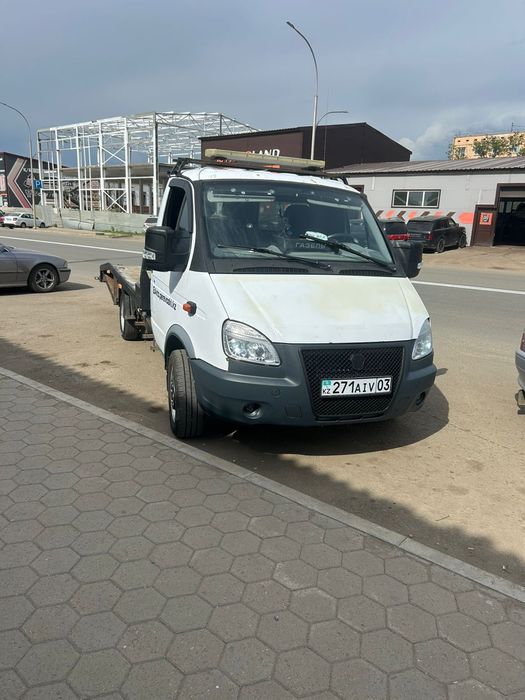 Продам эвакуатор Газель 3uz