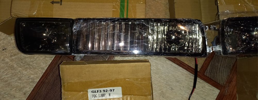 golf 3/ vento, продам противотуманки с поворотниками