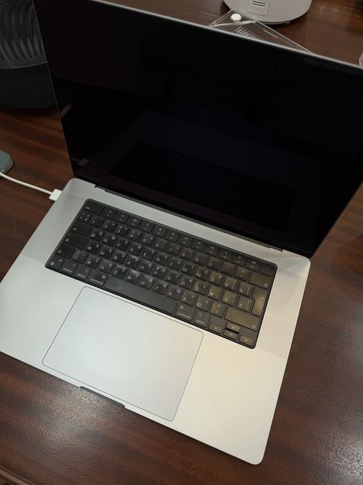 Apple MacBook Pro 16” M1 Pro 16/8+2 512gb