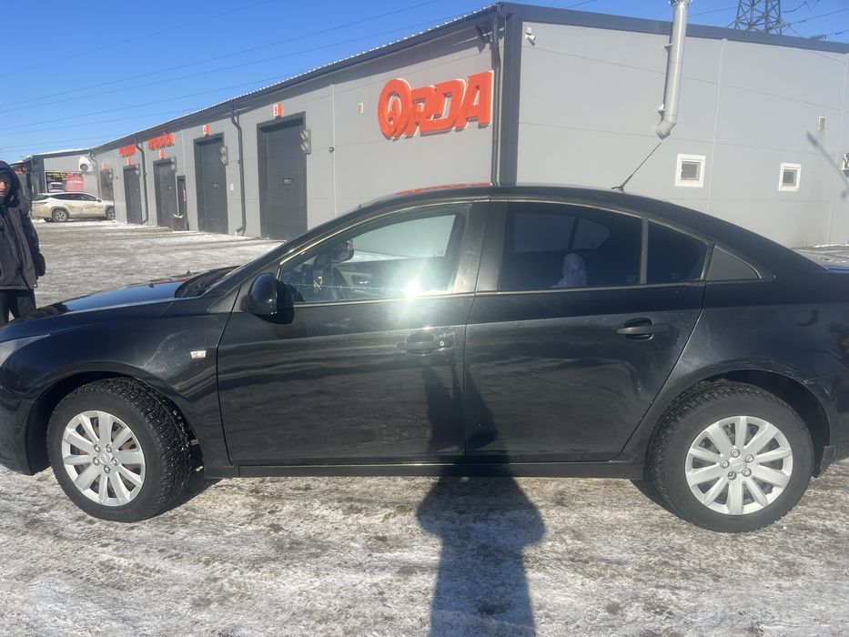 Продам шевроле круз