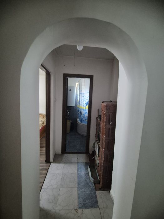 Apartament 2 camere de vânzare – Brezoi, zona Spitalului Orășenesc