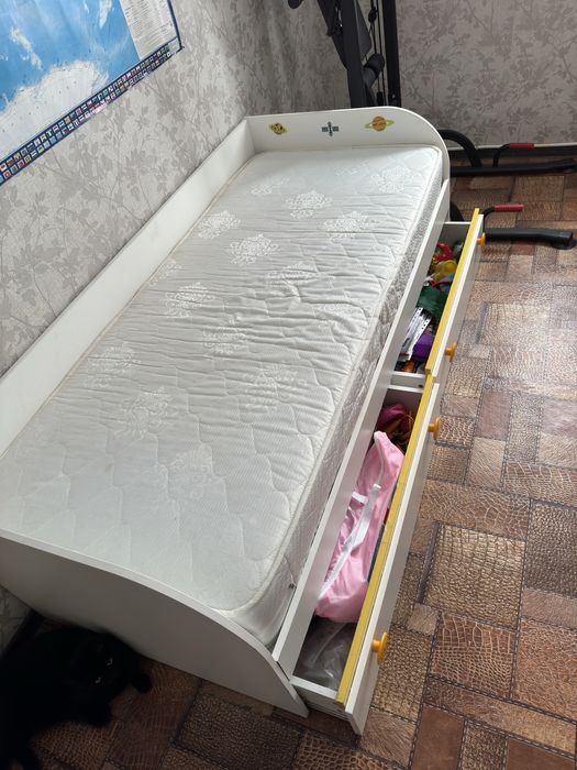 Детская кровать с ортопедическим матрасом