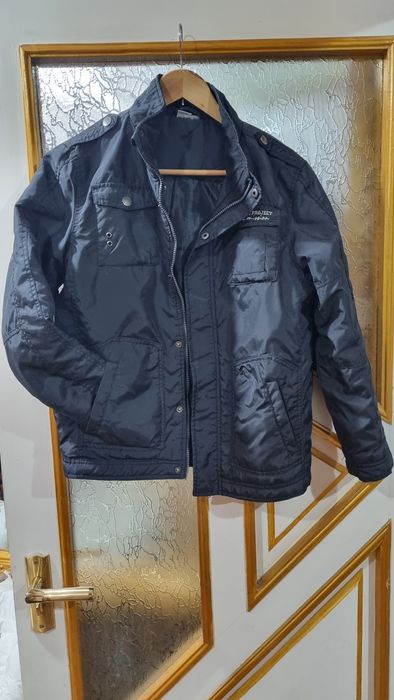 Продаются куртки на мальчика