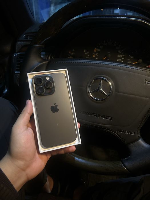 Продам iphone 15 pro 512 гб 89 акб