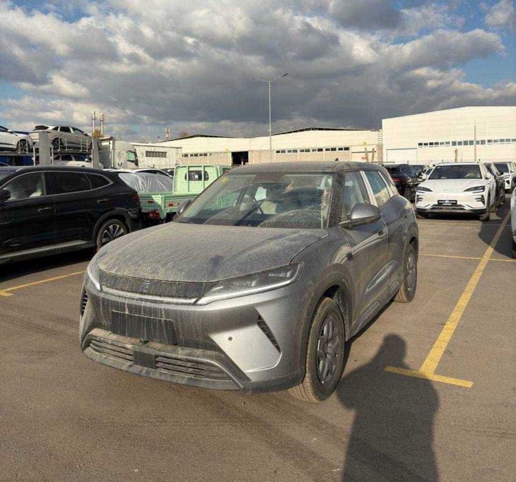BYD yuan up gibrid qulay shartlar va narxlarda