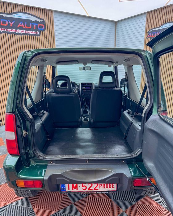 SUZUKI JIMNY 1,3 Benzina , An 2010 , 4x4 . Garantie 12 luni , Buy-Back