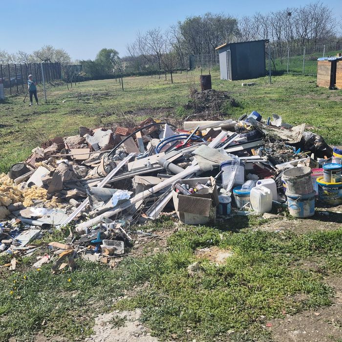 Facem debarasări complete în gospodarii