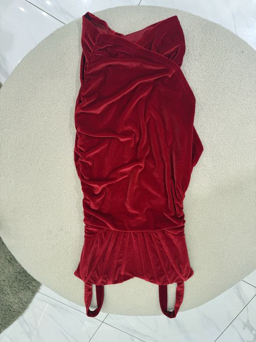 Красивое  бархатное платье