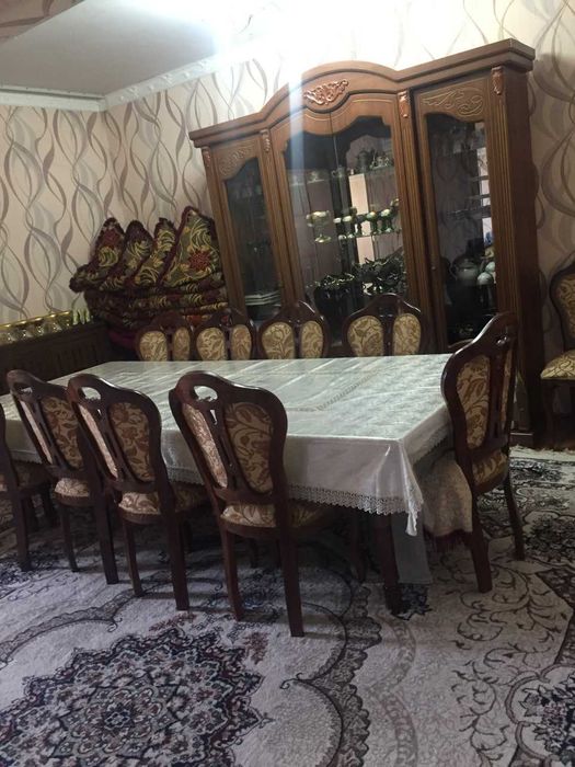 Mexmonxona uchun mebellar toplami sotiladiI Продаётся комплект