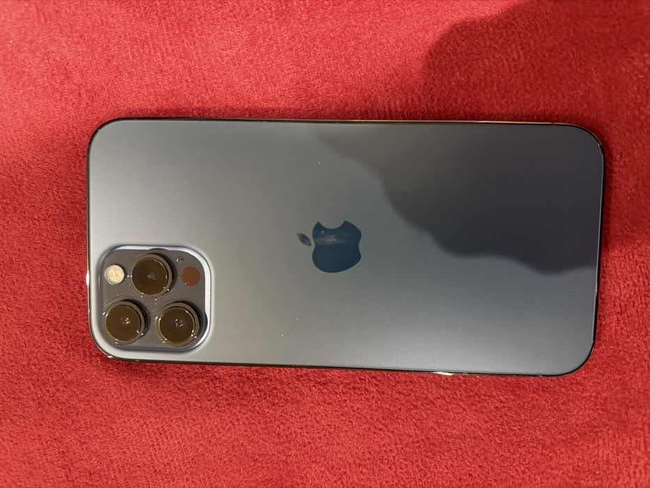 Vand Iphone 12 proMax