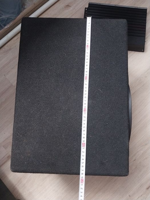 Сабвуфер 5 элемент с усилителем. Обмен на диски.