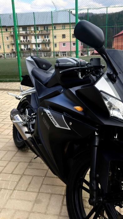 YAMAHA YZF R125, 2016