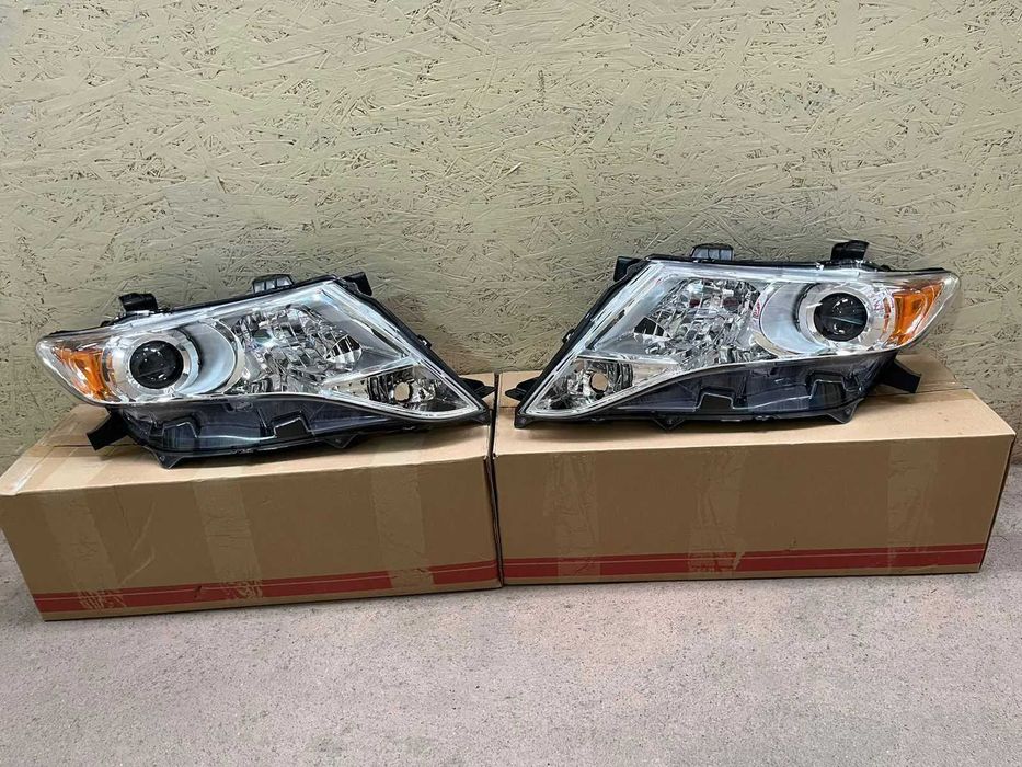 Фара Toyota Venza 09-11/Тойота Венза 09-11