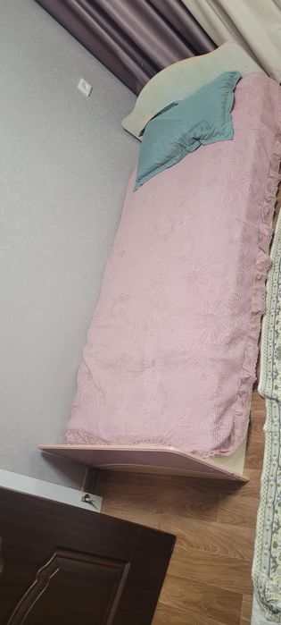 Кровать детский  для девочек