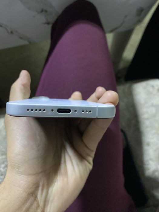 Продам Iphone 16 256 gb айфон 16 256 гб идеал