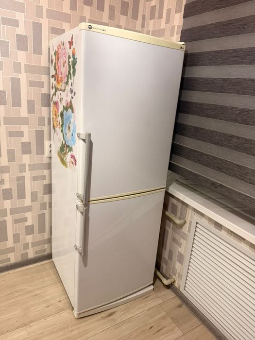Продам холодильник LG