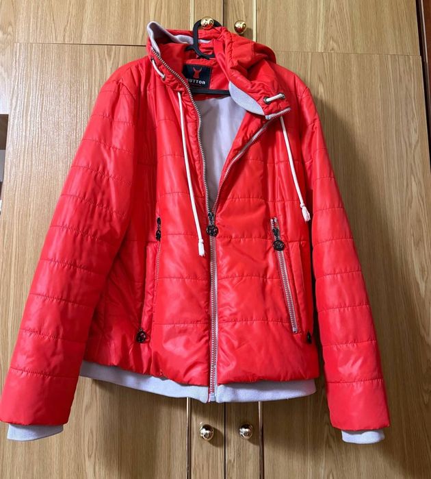 Продам одежды! Костюм и платье