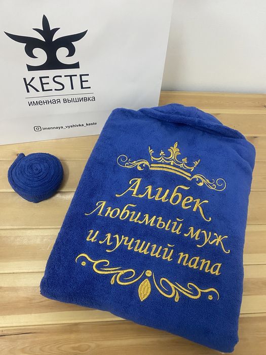 Вышивка логотипов на фартуки футболки  кепок по бренду