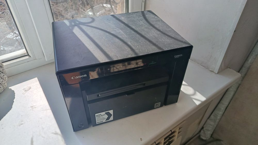 Продаю принтер МФУ