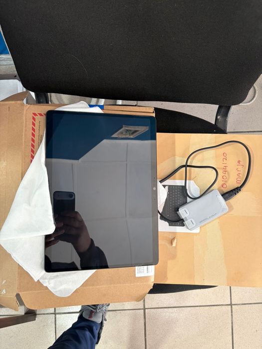 VAnd microsoft surface pro 11 snapdragon elite 16gb ssd 1 tera full box