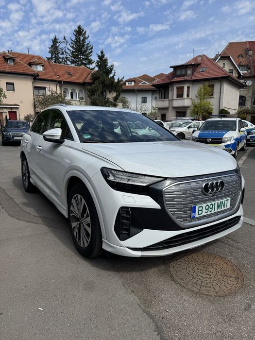 Inchiriez masina Audi Q4 Etron/Enyaq/ID5/Black/Premium/Discount primele 4 sap/1leu/KW/Uber/Bolt