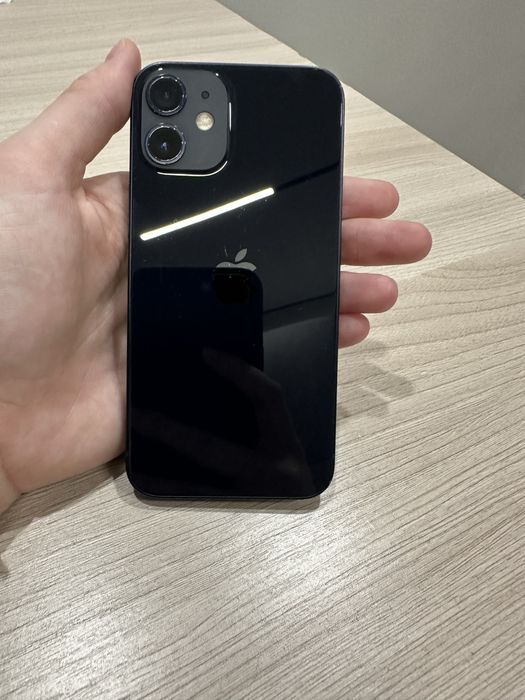 Продам:Iphone 12mini
